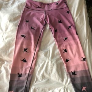 Pink & Grey Noli Yoga pants w/ birds ombré print
